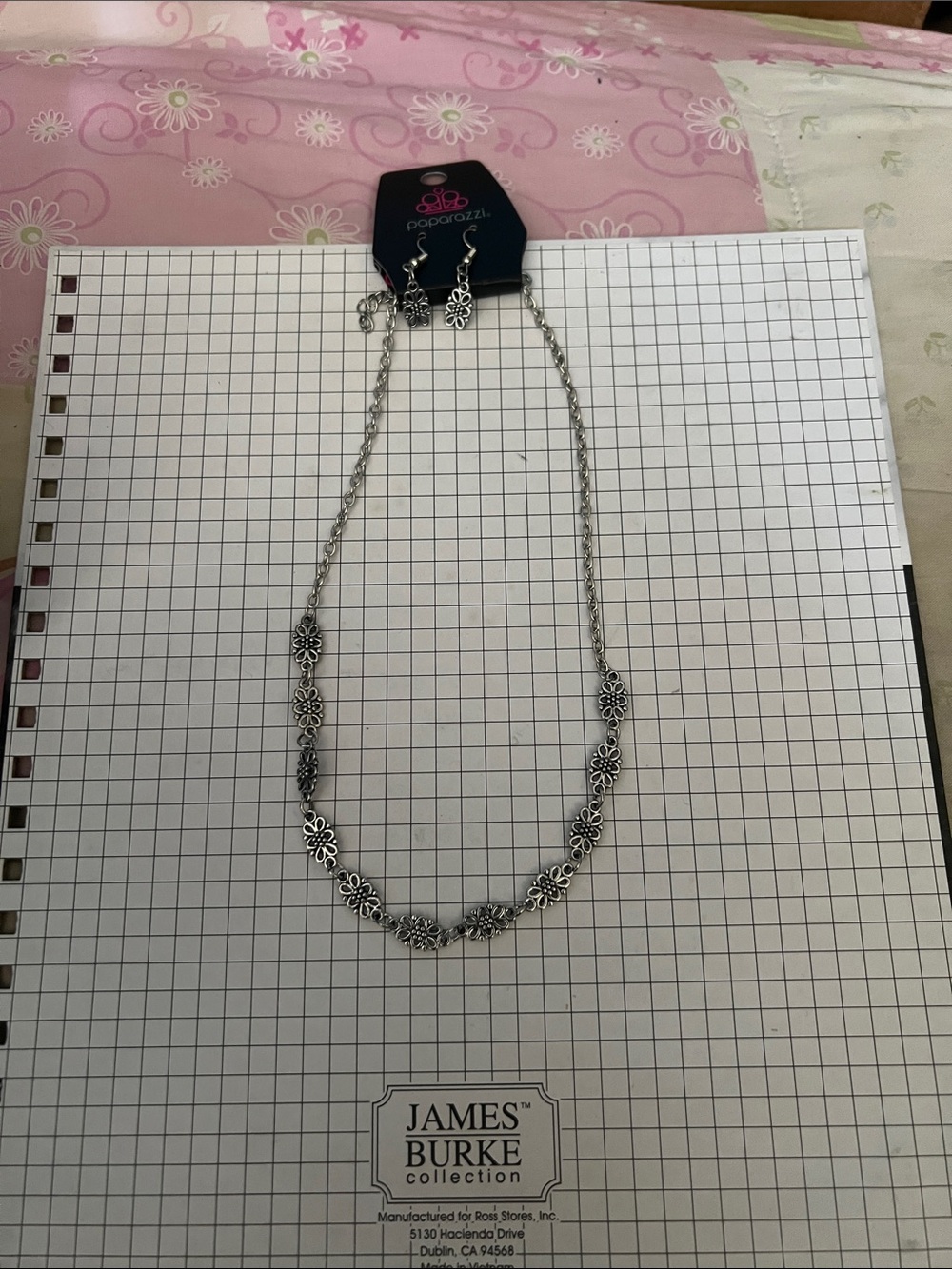 paparazzi Silver Floral Link Necklace